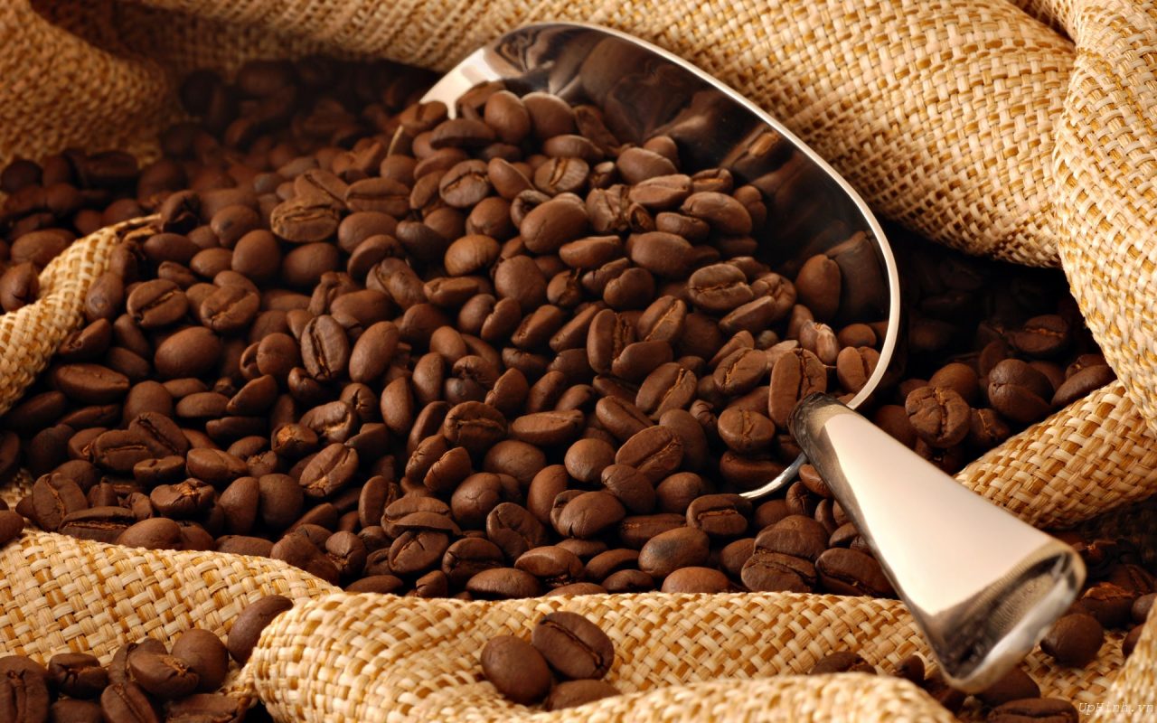 Giá cà phê nguyên chất mỗi loại cũng khác nhau.