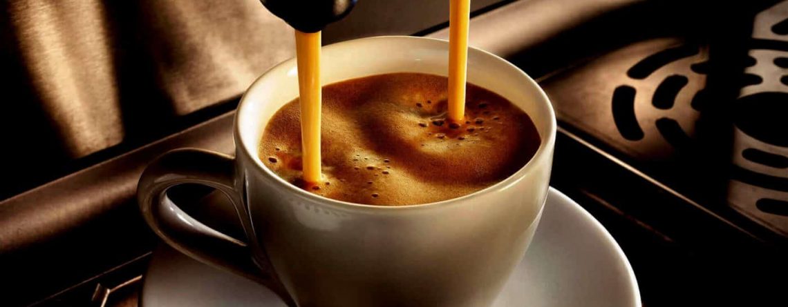 Cách pha cà phê sữa đá đơn giản