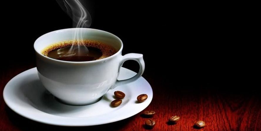Một tách cà phê đen khong đường quyến rũ 