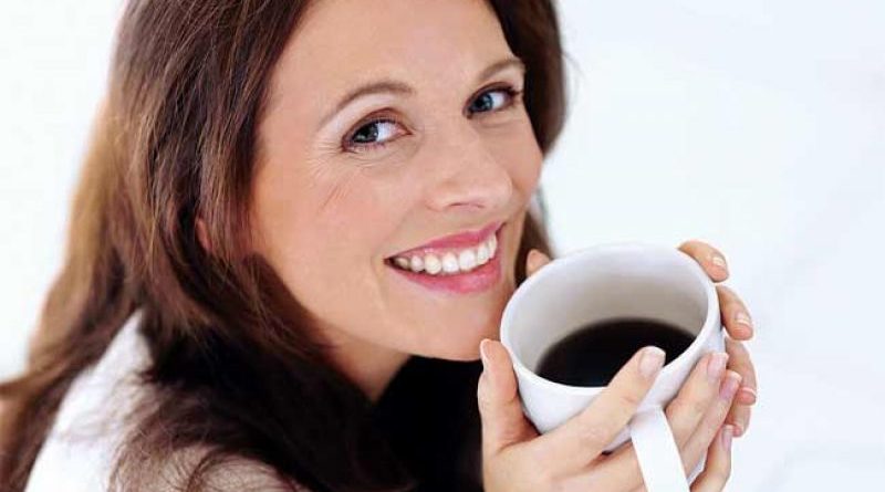 Uống cà phê đúng cách giúp phụ nữ có được thân hình thon gọn